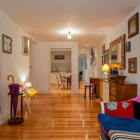 The Day Tripper At Chiado Apartment *