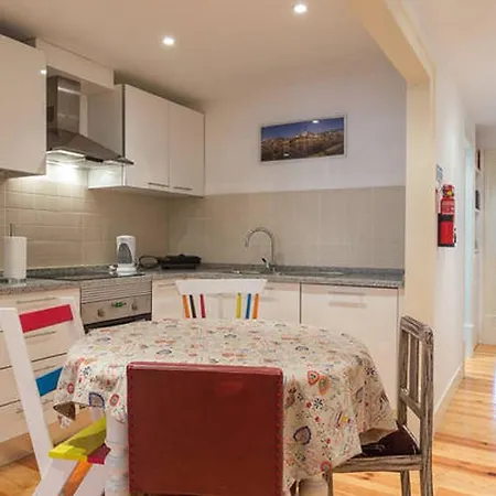 Apartment The Day Tripper At Chiado