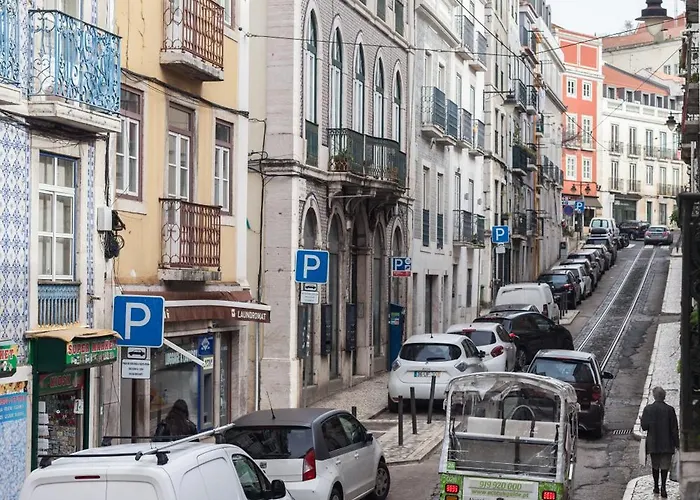 The Day Tripper At Chiado * リスボン